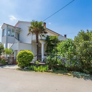 https://studio-tea-polje-krk.primorje-gorskikotar.com