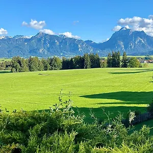 Apartment Butler * Bohemian Spirit In The Alps * Netflix, Füssen