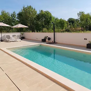 https://apartments-oleander-lovrecica.in-istria.net
